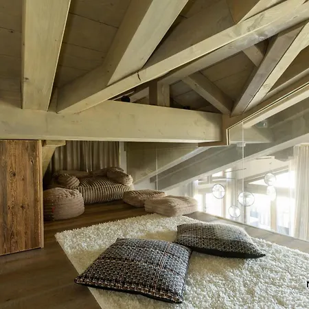 Canyon - D'exception A Moriond Mae-8904 Chalet Courchevel